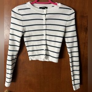 Forever 21 stripped long sleeve cropped top